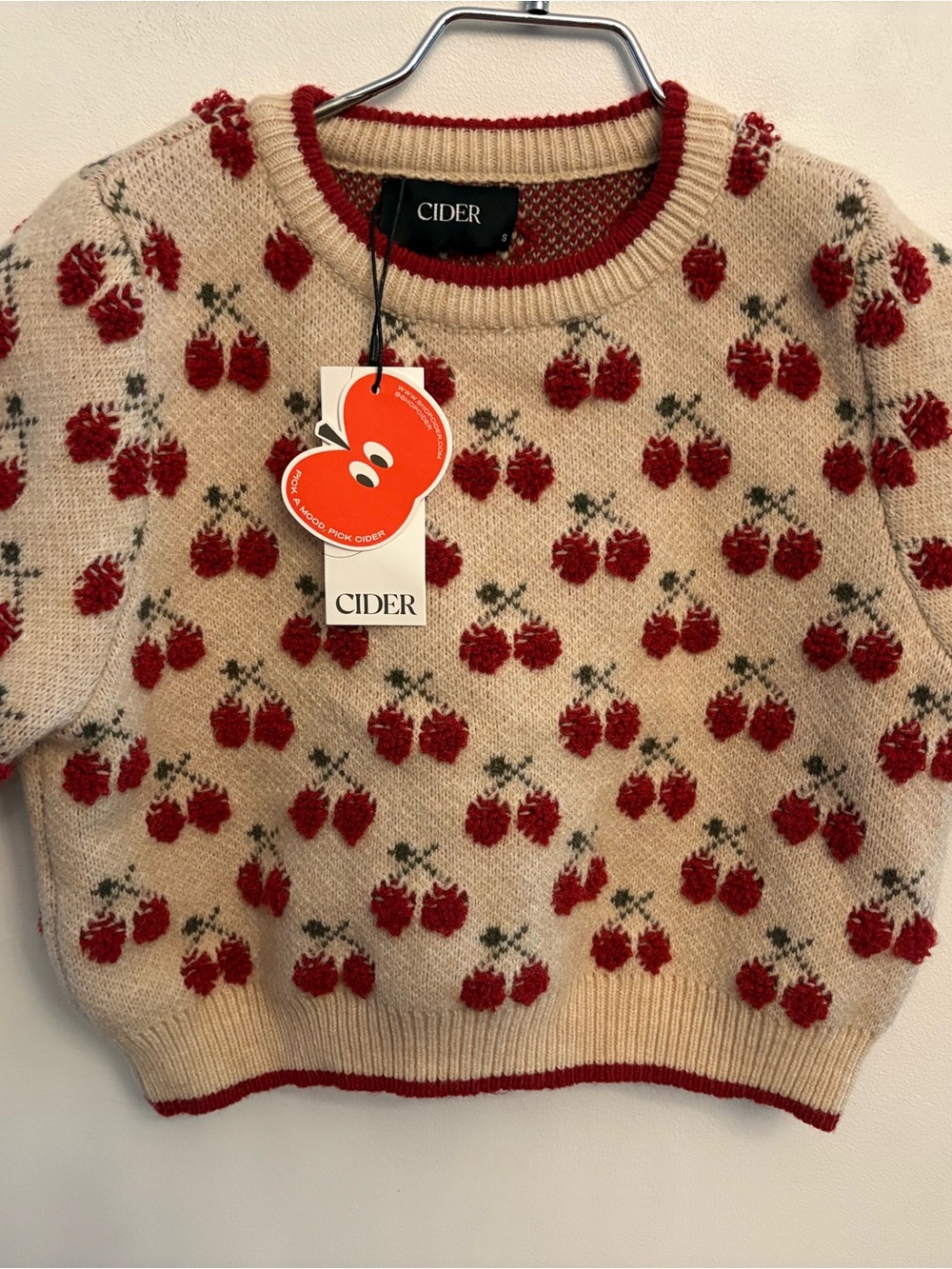 Cider Cream Sweater with Red Cherry Motif - Picture 2 of 4